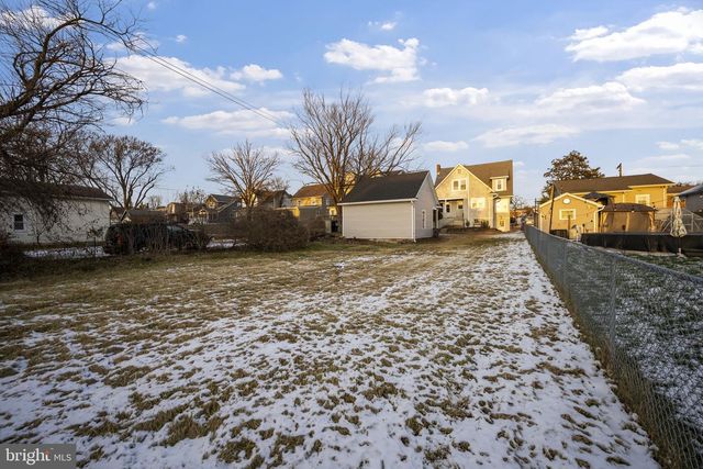 1010 LEEDS AVE, Baltimore, MD 21229