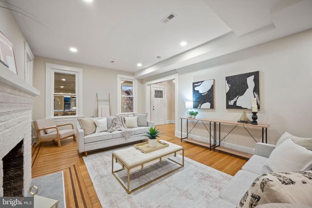 1010 LEEDS AVE, Baltimore, MD 21229