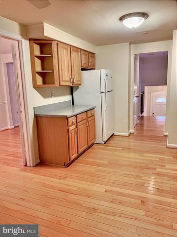 3100 BLACK HICKORY DR, Falls Church, VA 22042