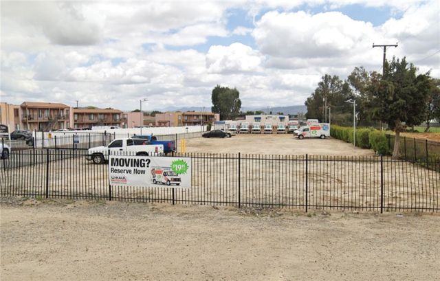 509 N D Street, Perris, CA 92570