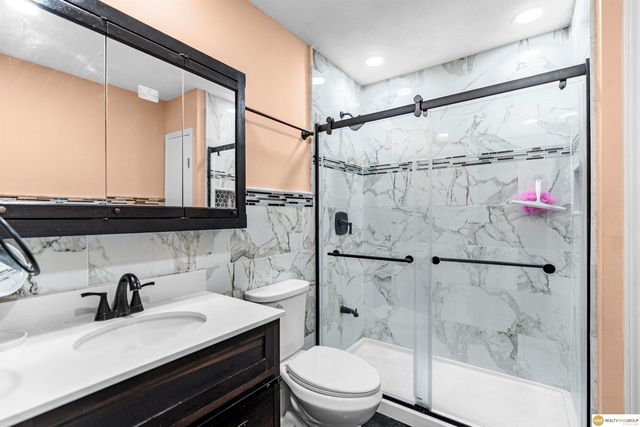 3365 S 130th Street S, Omaha, NE 68144