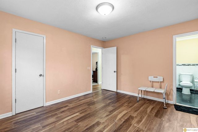 3365 S 130th Street S, Omaha, NE 68144