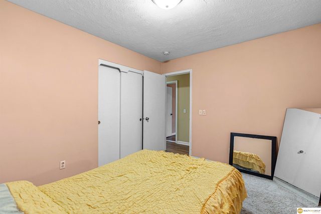 3365 S 130th Street S, Omaha, NE 68144