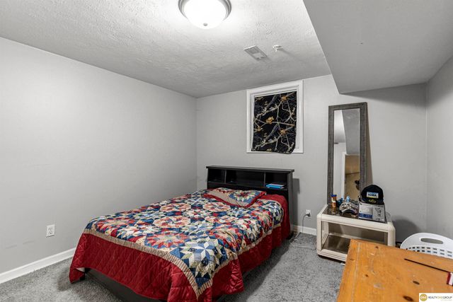 3365 S 130th Street S, Omaha, NE 68144