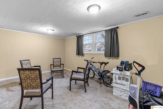 3365 S 130th Street S, Omaha, NE 68144