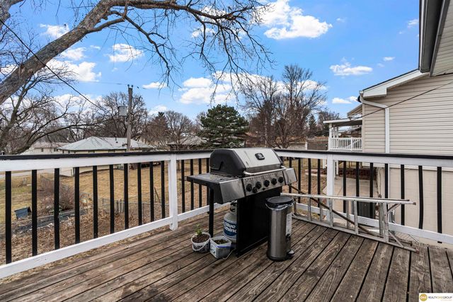 3365 S 130th Street S, Omaha, NE 68144