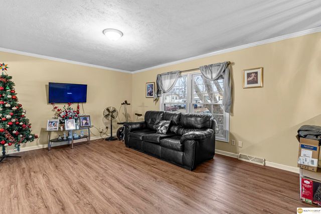 3365 S 130th Street S, Omaha, NE 68144