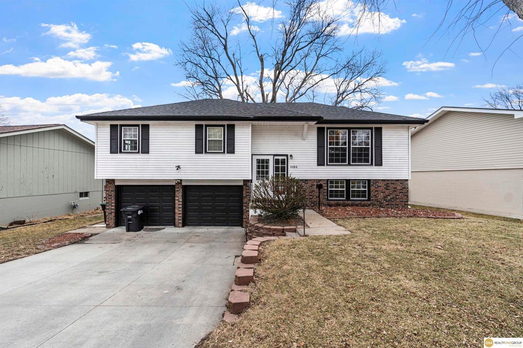 3365 S 130th Street S, Omaha, NE 68144