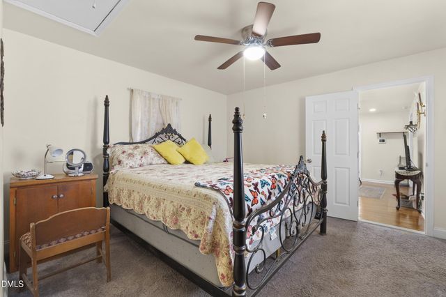 500 Pineywood Road, Thomasville, NC 27360