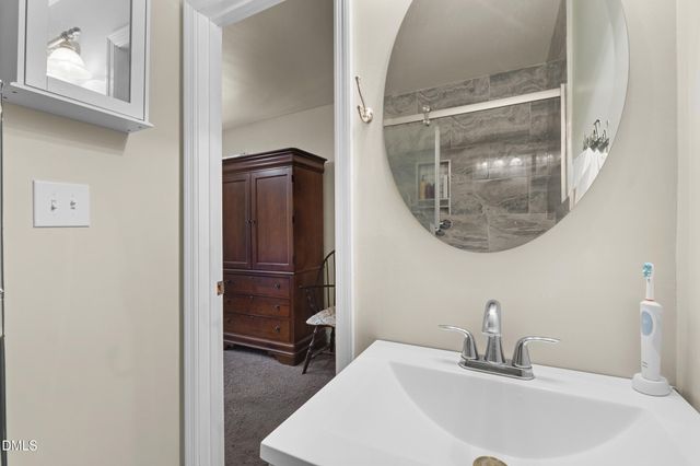 500 Pineywood Road, Thomasville, NC 27360