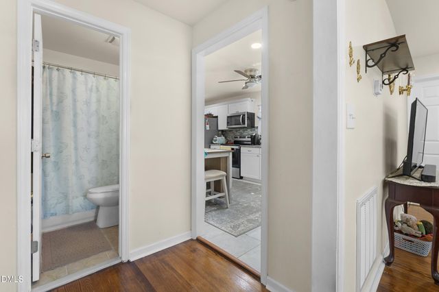 500 Pineywood Road, Thomasville, NC 27360