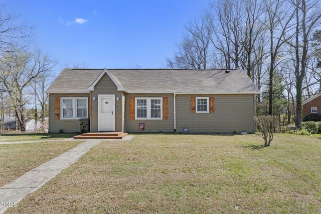 500 Pineywood Road, Thomasville, NC 27360