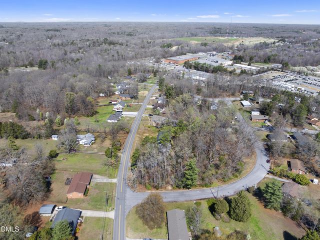 500 Pineywood Road, Thomasville, NC 27360