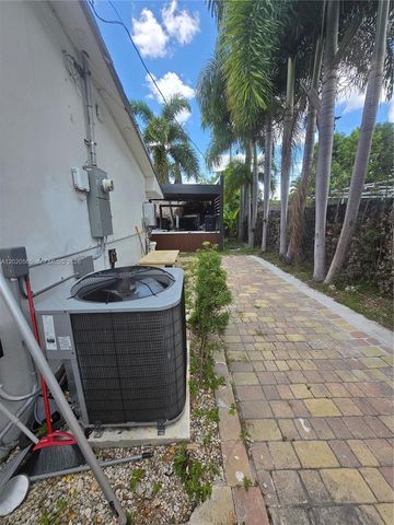 1730 SW 93rd Ct Efficiency, Miami, FL 33165