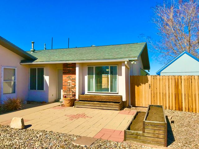 4717 Leon Grande Avenue SE, Rio Rancho, NM 87124