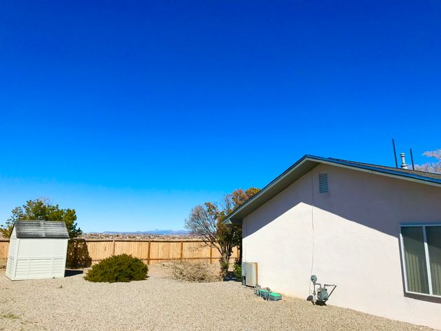 4717 Leon Grande Avenue SE, Rio Rancho, NM 87124