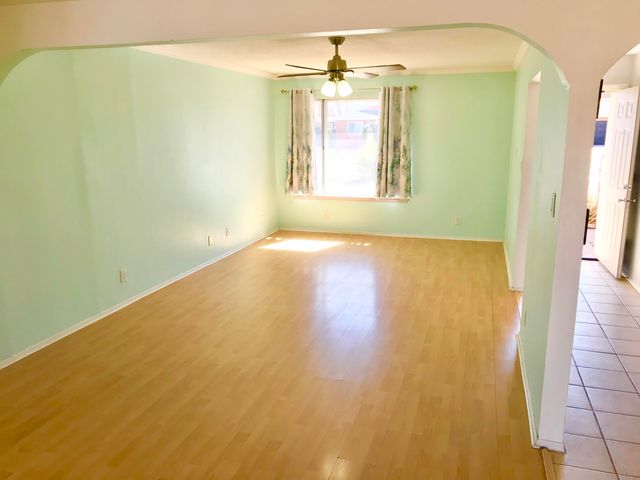 4717 Leon Grande Avenue SE, Rio Rancho, NM 87124