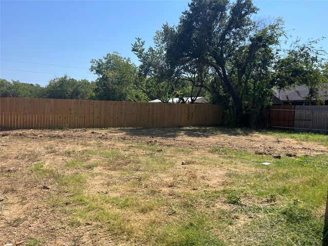 5332 Booker T Street, Fort Worth, TX 76105