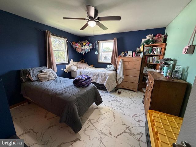93 SUNNY LANE, Chambersburg, PA 17202