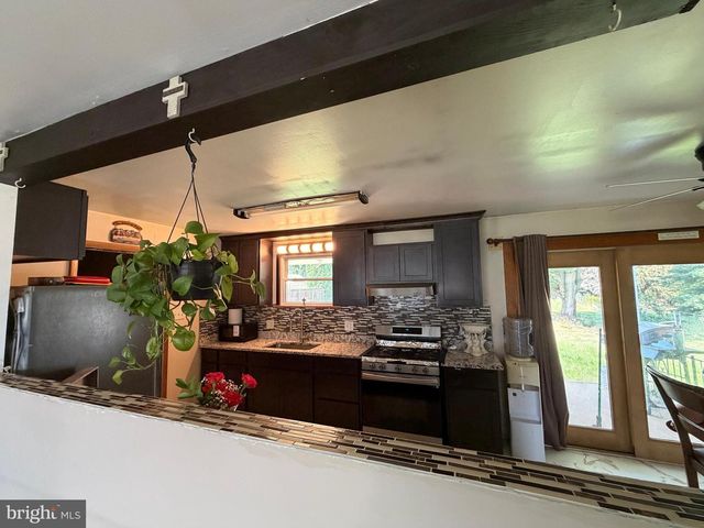 93 SUNNY LANE, Chambersburg, PA 17202