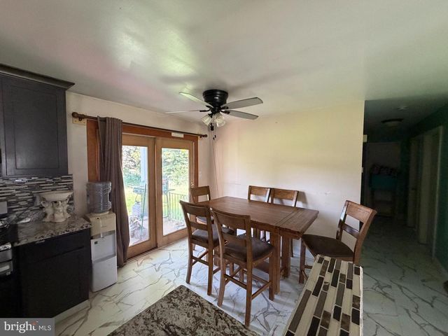 93 SUNNY LANE, Chambersburg, PA 17202