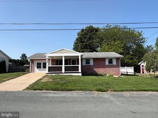 93 SUNNY LANE, Chambersburg, PA 17202