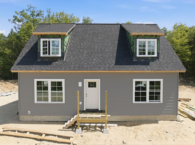 11E Lindsay Lane, New Hampton, NH 03256