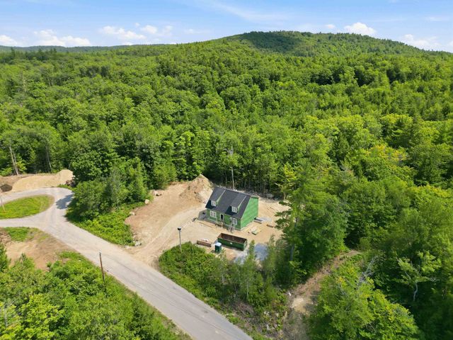 11E Lindsay Lane, New Hampton, NH 03256