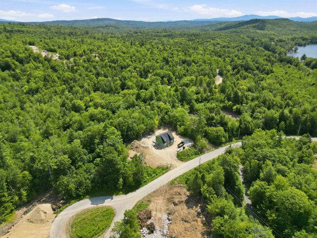 11E Lindsay Lane, New Hampton, NH 03256
