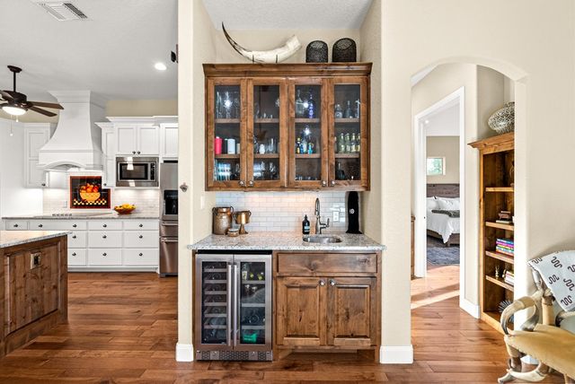 3128 Pinnacle Club Dr, Kerrville, TX 78028