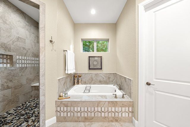 3128 Pinnacle Club Dr, Kerrville, TX 78028