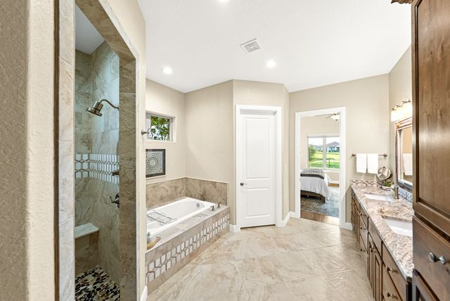 3128 Pinnacle Club Dr, Kerrville, TX 78028