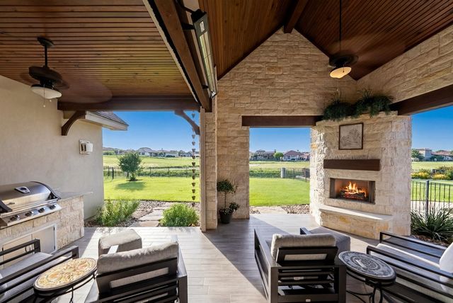 3128 Pinnacle Club Dr, Kerrville, TX 78028
