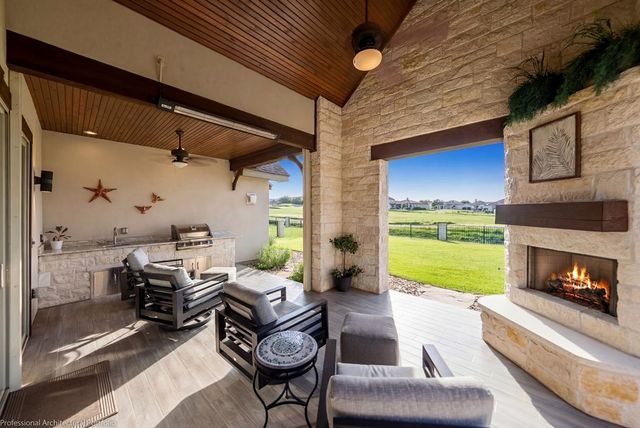 3128 Pinnacle Club Dr, Kerrville, TX 78028
