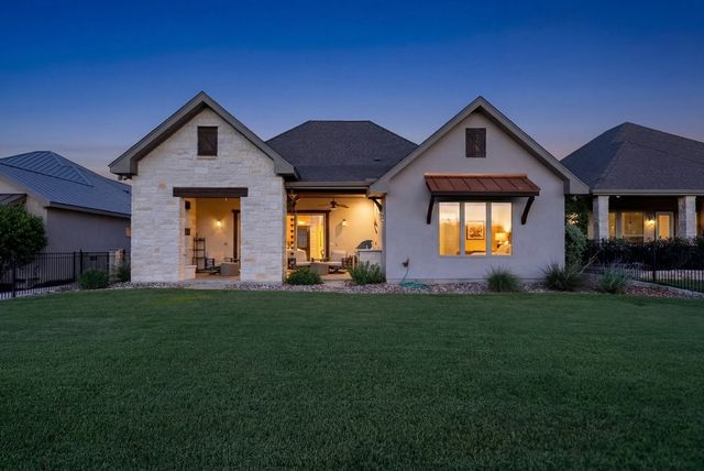 3128 Pinnacle Club Dr, Kerrville, TX 78028