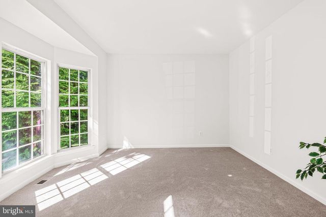 406 ARNOLD DR, Florence, NJ 08518