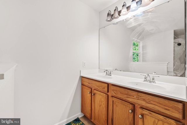 406 ARNOLD DR, Florence, NJ 08518