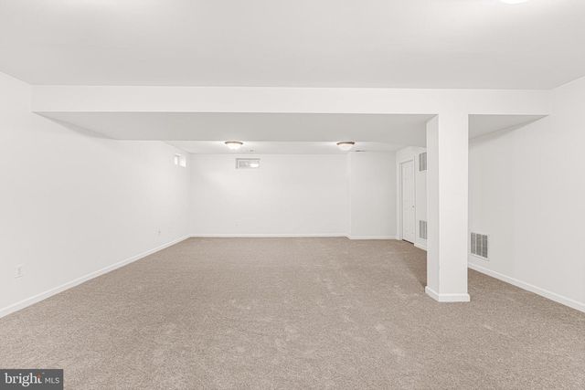 406 ARNOLD DR, Florence, NJ 08518