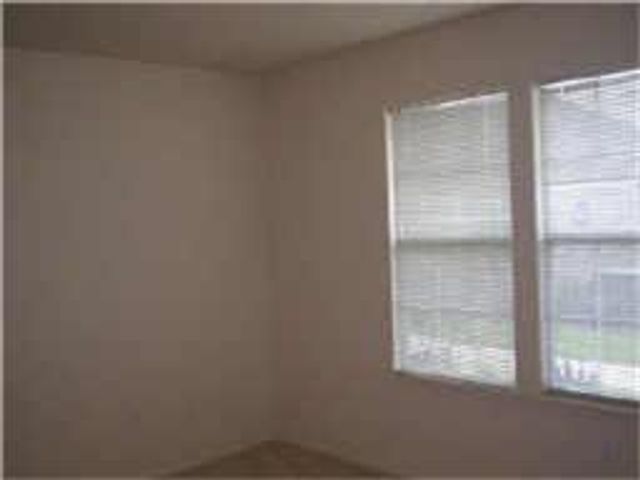 1569 Nichole Woods Drive, Houston, TX 77047