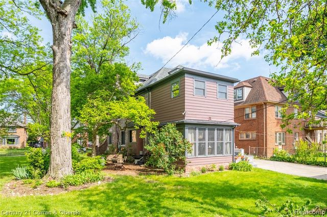 18655 Parkside Street, Detroit, MI 48221