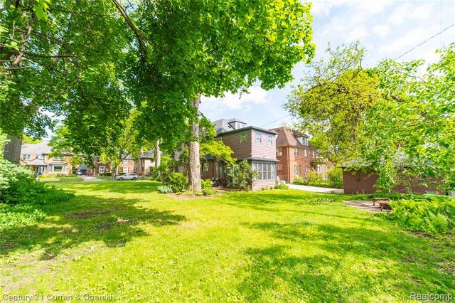 18655 Parkside Street, Detroit, MI 48221
