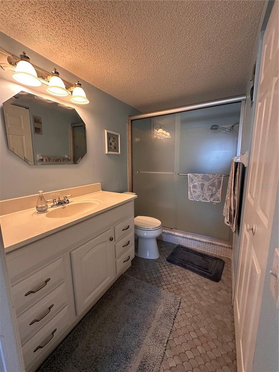 Image 18 of property listing at 5900 SHORE BOULEVARD S 504, Gulfport, FL 33707