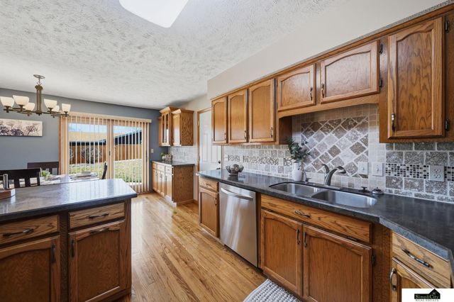 5100 S 32Nd Street, Lincoln, NE 68516