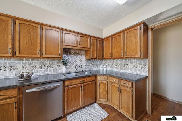 5100 S 32Nd Street, Lincoln, NE 68516