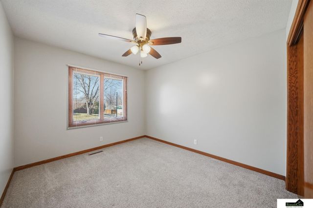 5100 S 32Nd Street, Lincoln, NE 68516