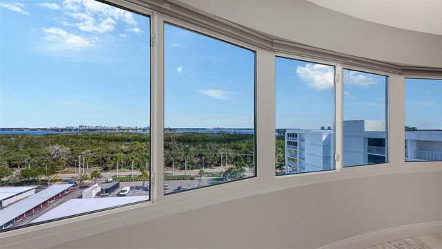 1750 BENJAMIN FRANKLIN DRIVE 9F, Sarasota, FL 34236