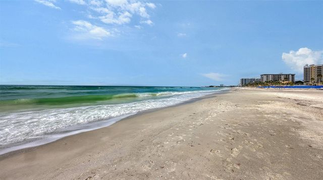 1750 BENJAMIN FRANKLIN DRIVE 9F, Sarasota, FL 34236