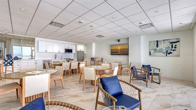 1750 BENJAMIN FRANKLIN DRIVE 9F, Sarasota, FL 34236