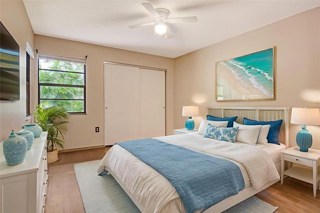 1750 BENJAMIN FRANKLIN DRIVE 9F, Sarasota, FL 34236