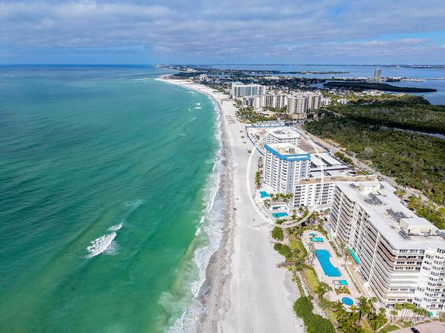 1750 BENJAMIN FRANKLIN DRIVE 9F, Sarasota, FL 34236